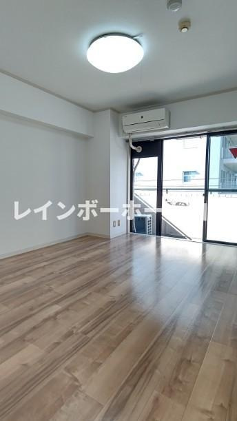 【仲介手数料：50％OFF】対象物件！の居間・リビング