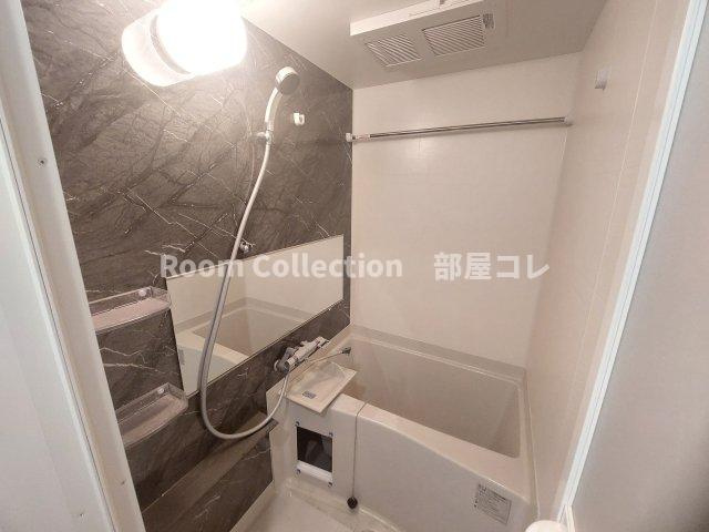 プレサンス名古屋ルーカスの浴室