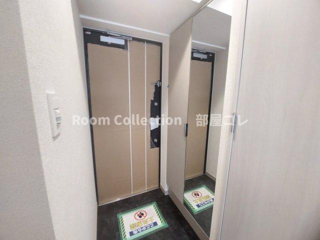 プレサンス名古屋ルーカスの玄関