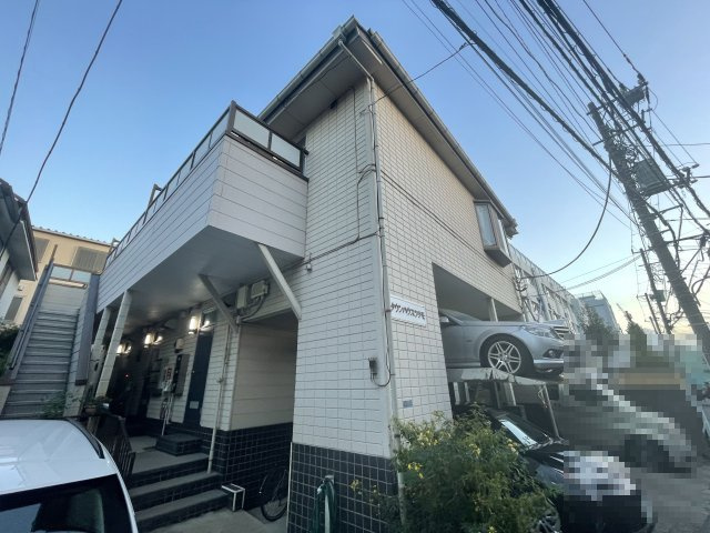 タウンハウスツクモのエントランス