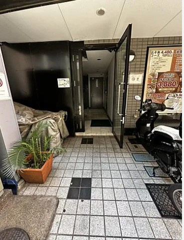 【エントランス】