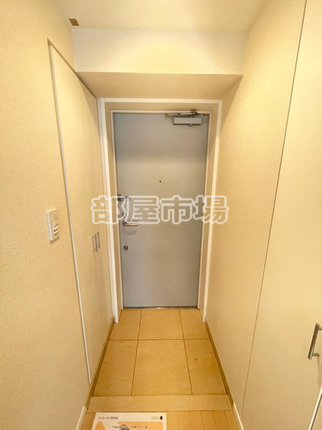 グランフォース町屋の玄関