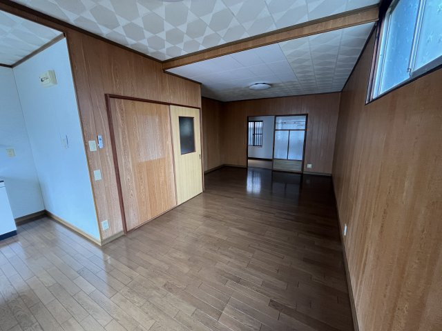 大江アパートⅠの居間・リビング