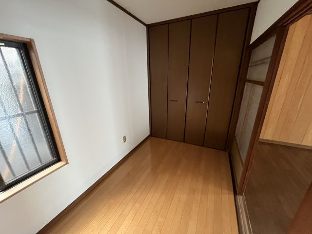 大江アパートⅠの洋室