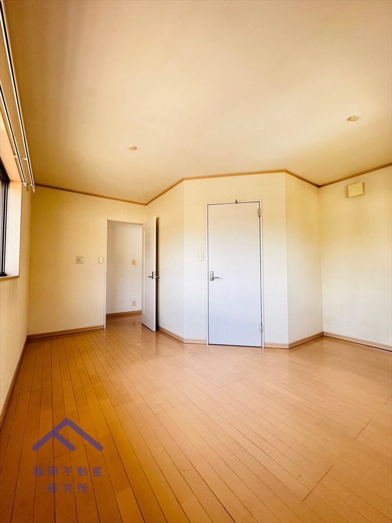 糟屋郡粕屋町酒殿２丁目　戸建ての洋室