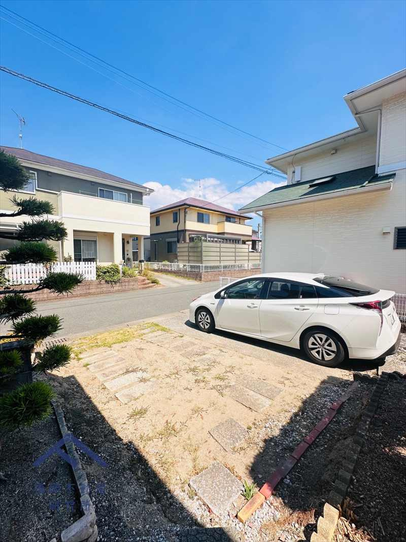 糟屋郡粕屋町酒殿２丁目　戸建ての駐車場