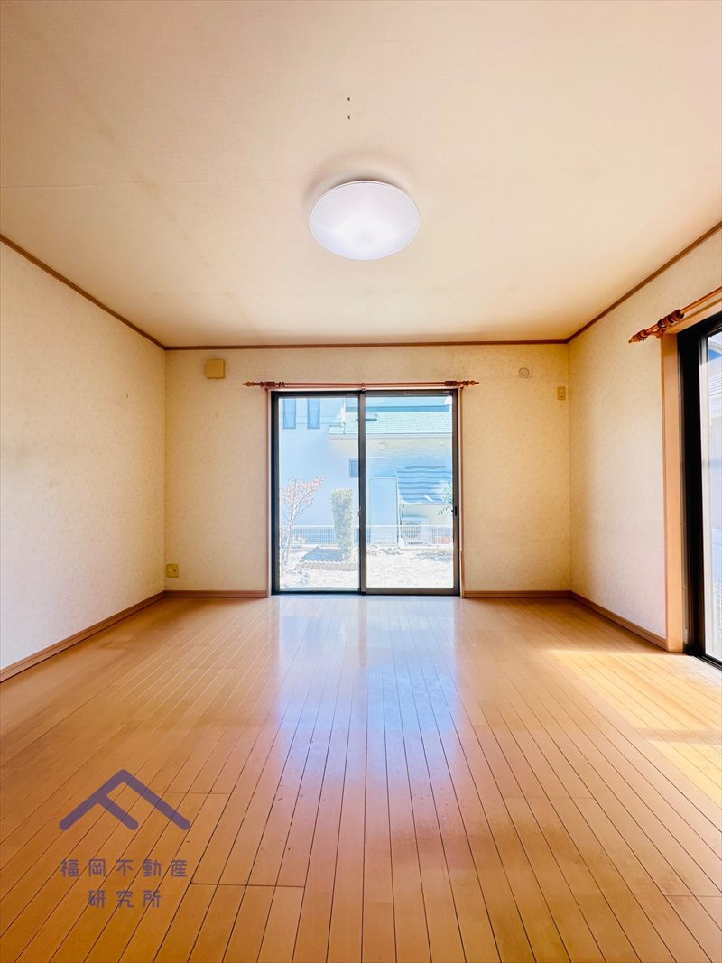 糟屋郡粕屋町酒殿２丁目　戸建ての居間・リビング