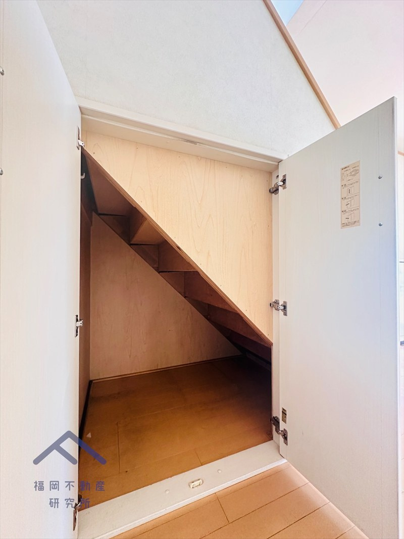 糟屋郡粕屋町酒殿２丁目　戸建ての玄関