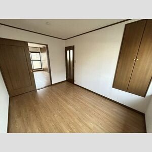 DUPLEX 国王352Aの収納