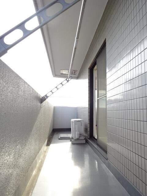 コスモリード蒲田のバルコニー