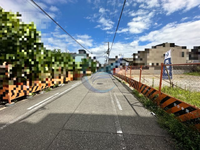 大阪市住吉区長居東２丁目建築条件付土地の前面道路含む現地写真|前面道路含む現地土地写真　2026年9月17日撮影