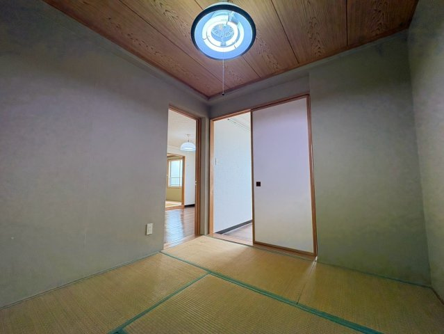 ハーバーヒルズの和室