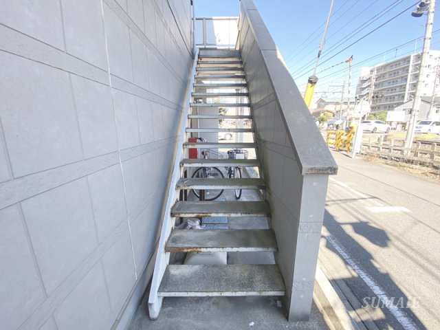 ベノーネ土呂のその他共用部分|共用階段です☆