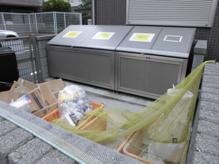 ☆敷地内ゴミ置場☆