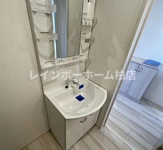 特典：仲介手数料が無料です!!の洗面所|別部屋。参考写真。