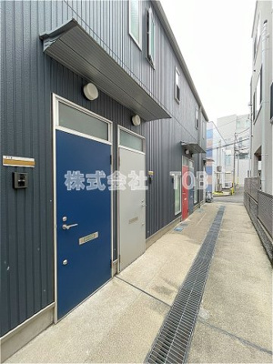 【その他】 | アペックス・下高井戸 | 210号室　玄関ドア