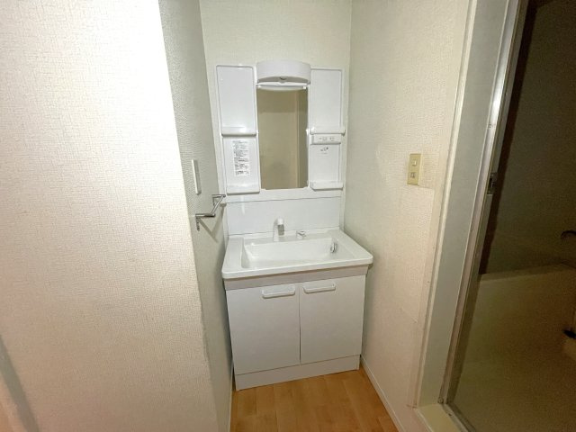 アムスプラザ Bの独立洗面台