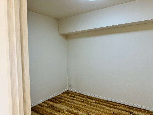 八王子はざま住宅の子供部屋|～5.0帖の洋室です～