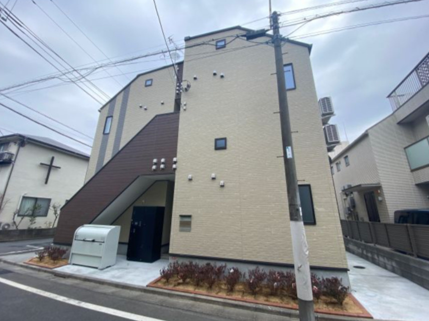 Ｌｅ　Ｓｅｒｅｎｅ　Ｎｉｓｈｉ　Ｏｇｉｋｕｂｏのエントランス