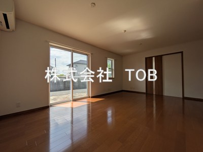 【居間・リビング】 | 駒井町3丁目戸建 | リビング16.7帖※クリーニング完了前※