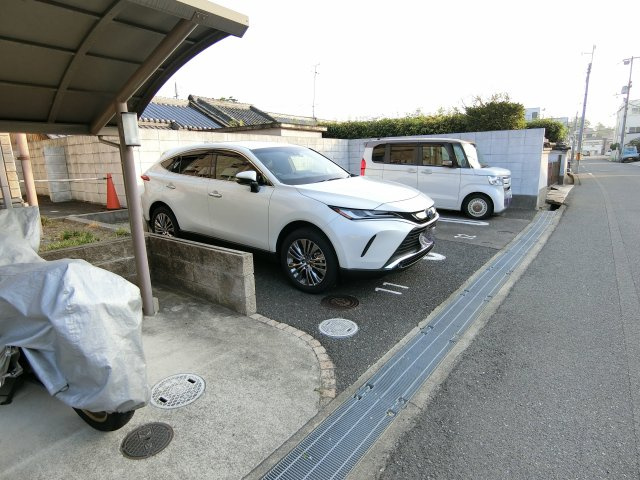 【駐車場】 | オーキッドガーデン曽根