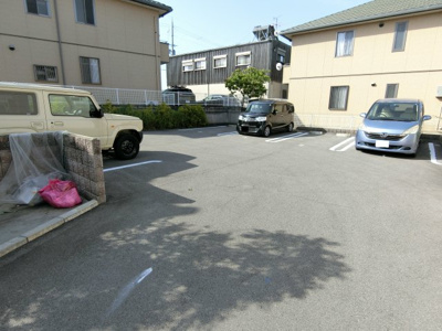 【駐車場】 | ベルライト壱番館