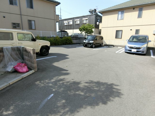 【駐車場】 | ベルライト壱番館