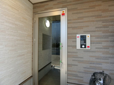 【エントランス】 | CASA　SERENA