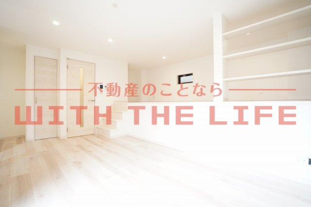 ADC鳥栖ブルク【キャッシュバック対象物件】の居間・リビング|ゆったりとしたリビングです