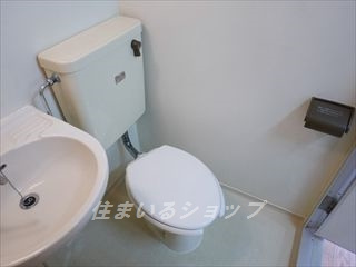 岩岡ビルのトイレ