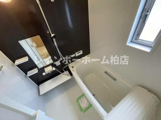 駐車場2台可☆小型犬2匹相談可☆トイレ2カ所の浴室|お風呂で日々の疲れを落としましょう