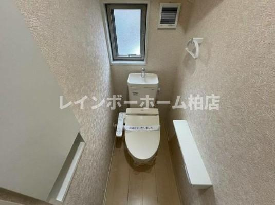 駐車場2台可☆小型犬2匹相談可☆トイレ2カ所のトイレ|コンパクトで使いやすいトイレです