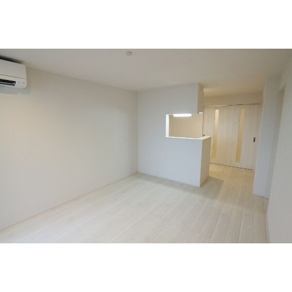REGALEST草薙町の居間・リビング|※シリーズ物件の内装イメージ写真となります