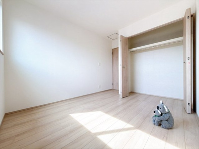 【洋室】 | 高崎市双葉町　新築住宅 | 「どんな家具を置こうかな」とワクワクする。好みのこだわりのお部屋にしてじぶんだけの部屋でゆったりと寛げます。