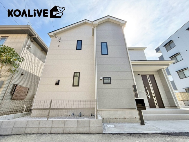【外観】 | 高崎市双葉町　新築住宅 | 現地ご案内ツアー開催中！早朝やお仕事帰りのご見学にもすぐ対応致します！見学ご予約はコアライブまでお気軽にお問い合わせ下さい！