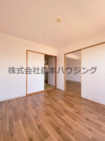 【洋室】 | 　プラウクリエイト | ゆったりした洋室です