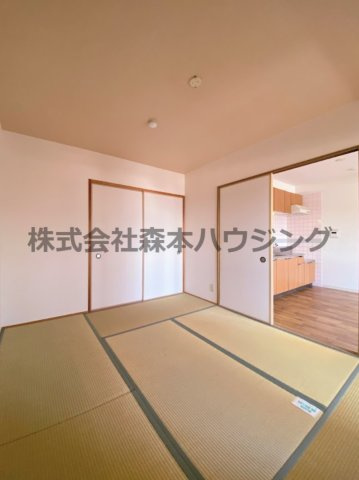 【寝室】 | 　プラウクリエイト | 落ち着いて過ごせるお部屋なので、寝室にいかがでしょうか