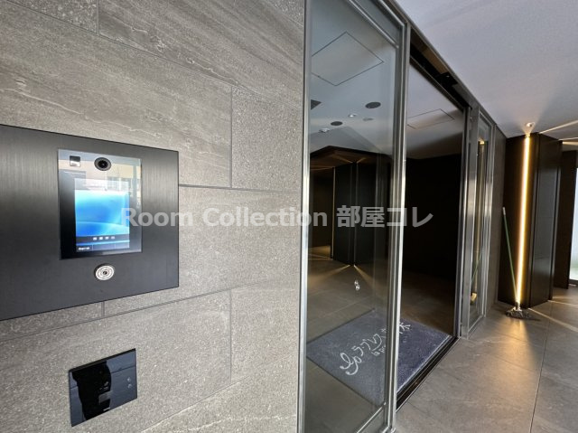 ラ・プレス新栄のエントランス|※同物件他部屋写真
反転の場合有