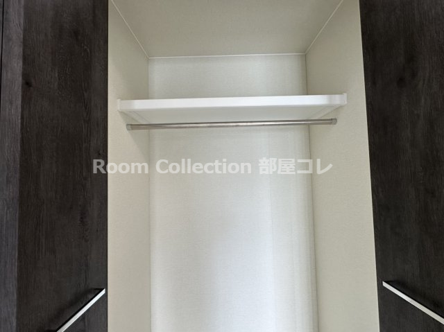 ラ・プレス新栄の収納|※同物件他部屋写真
反転の場合有
