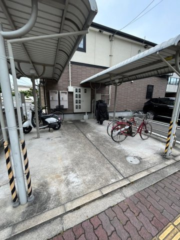 ゾーナ・オヴェストのその他共用部分