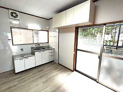広島市安佐南区山本５丁目の中古一戸建のキッチン