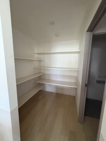 フォンターナCの内装