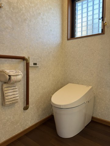 和歌山市鳴神・中古戸建・117089のトイレ