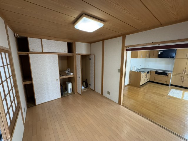 和歌山市鳴神・中古戸建・117089の洋室