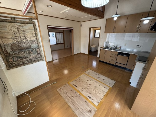 和歌山市鳴神・中古戸建・117089の居間・リビング