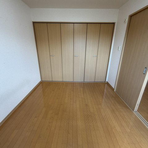 セジュール弐番館の洋室|ゆったりした洋室です