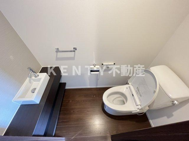 【トイレ】 | プレディアスタイル池上南ＥＡＳＴ | 落ち着いた色調のトイレです