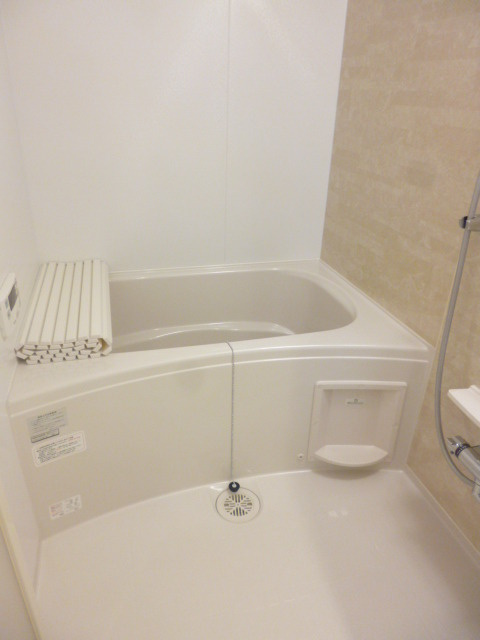 Ｃｏｍｆｏｒｔ十二社の浴室|☆浴室乾燥機、追炊き機能付バスルーム☆