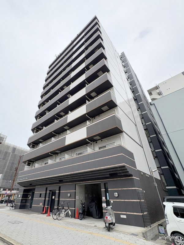 スワンズ難波パークビュー　仲介手数料無料の外観