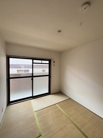 プリメラ緒方の和室